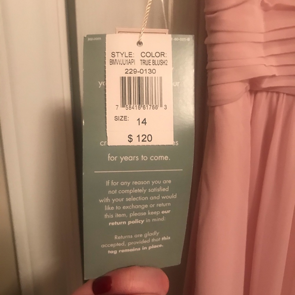 Dress - Picture 5 of 6